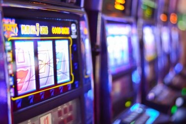mcpedl platform interface showing football, slots, and live dealer options